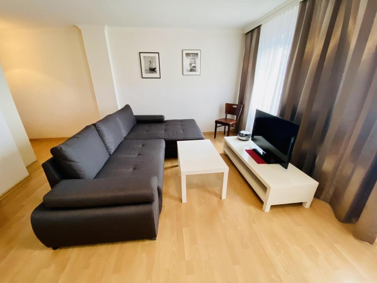 Doppelzimmer Lounge, direkt am Alten Strom Rostock Exterior foto